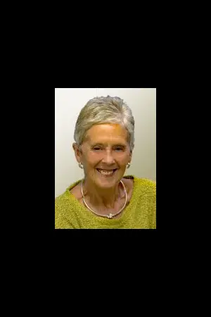 Liz Moulder