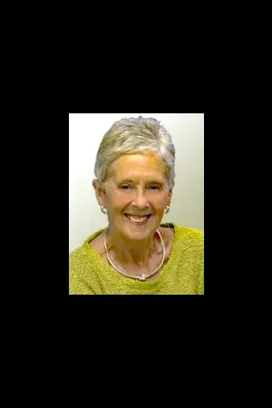 Liz Moulder